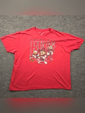 Disney x Junk Food Tampa Bay Buccaneers Mickey & Friends Graphic Tee XXL